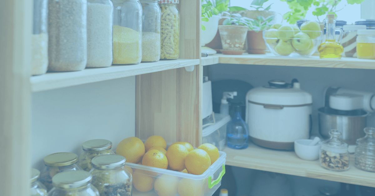 Consigli e idee per organizzare al meglio la dispensa della nostra cucina